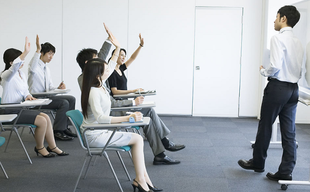 ��ְǰ��ʦ�����������ܵ����ɷ���