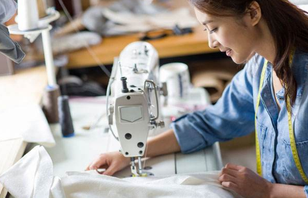 ���ϲ����ڷ�װ����е�Ӧ��