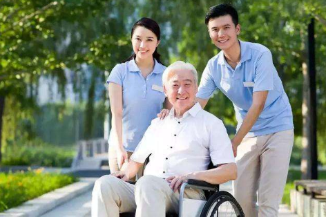 ɽ�����ϻ���Ա��ѵ���˳ɼ������о�