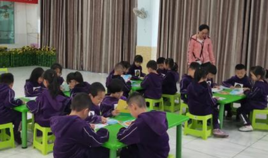 ��Ϸ����ѧ��С���׶��汾��ѧ�е�����